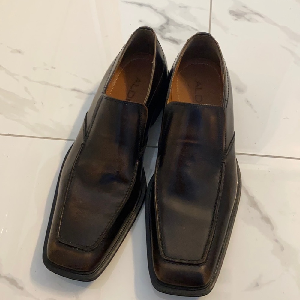 Aldo brown leather men’s shoes.